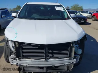 2019 Chevrolet Traverse LT Cloth with VIN 1GNERGKW7KJ203638, listed as a IAAI auction lot 41852018 with 98,677 mi miles. Bid and sale history available at carsss.com. Image 13.