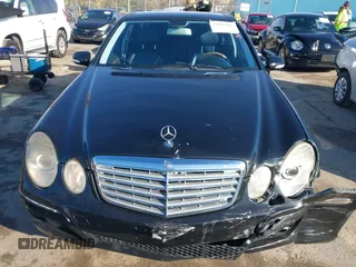2007 Mercedes-Benz E-Class 3.5L with VIN WDBUF56X97B132401, listed as a IAAI auction lot 41601945 with 174,896 mi miles. Bid and sale history available at carsss.com. Image 12.