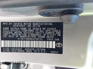 2019 Toyota Camry LE z VIN 4T1B11HKXKU259233, wystawiony jako IAAI lot #41870621 z przebiegiem 31 425 mil mil oraz . Historia ofert i sprzedaży dostępna na DreamBid. Obrazek 9.