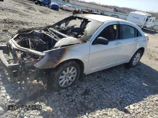 2008 Chrysler Sebring LX with VIN 1C3LC46K68N103950, listed as a Copart auction lot 48331015 with 0 mi miles and Salvage Title. Bid and sale history available at carsss.com. Image 1.