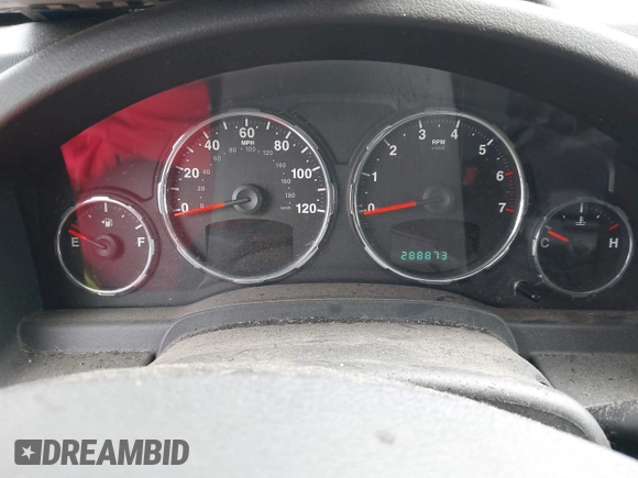 2009 Jeep Liberty Sport z VIN 1J8GP28K49W527859, wystawiony jako IAAI lot #42303957 z przebiegiem 288 873 mil mil oraz . Historia ofert i sprzedaży dostępna na DreamBid. Obrazek 7.