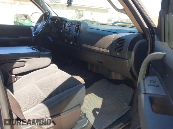 2007 Chevrolet Silverado 1500 1LT with VIN 1GCEK19C87Z550457, listed as a IAAI auction lot 42167510 with 191,185 mi miles and . Bid and sale history available at DreamBid. Image 5.