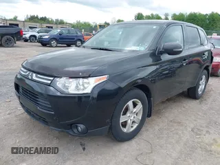 2014 Mitsubishi Outlander SE z VIN JA4AZ3A39EZ000175, wystawiony jako IAAI lot #42250775 z przebiegiem 195 858 mil mil oraz . Historia ofert i sprzedaży dostępna na DreamBid. Obrazek 2.