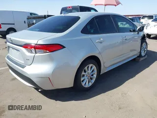 2022 Toyota Corolla LE with VIN 5YFVPMAE8NP312132, listed as a IAAI auction lot 41671016 with 34,598 mi miles. Bid and sale history available at carsss.com. Image 4.