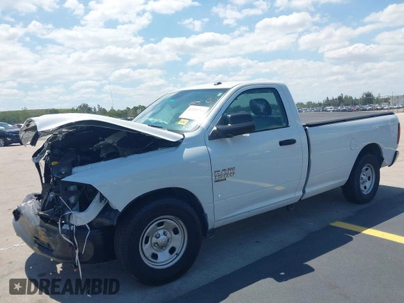 2022 Ram 1500 Tradesman z VIN 3C6JR6DG1NG300872, wystawiony jako IAAI lot #42255745 z przebiegiem 30 727 mil mil oraz . Historia ofert i sprzedaży dostępna na DreamBid. Obrazek 2.