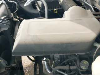 2015 Ram 1500 Big Horn z VIN 1C6RR6LG8FS580319, wystawiony jako IAAI lot #42372528 z przebiegiem 122 770 mil mil oraz . Historia ofert i sprzedaży dostępna na DreamBid. Obrazek 19.