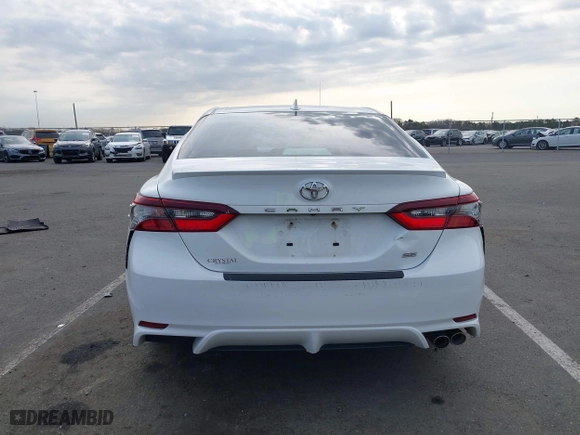 2021 Toyota Camry SE Nightshade with VIN 4T1G11AK0MU459458, listed as a IAAI auction lot 41776259 with 68,415 mi miles. Bid and sale history available at carsss.com. Image 16.
