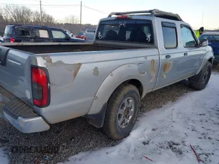 2003 Nissan Frontier SE z VIN 1N6ED29X33C433737, wystawiony jako IAAI lot #41271135 z przebiegiem 289 098 mil mil oraz . Historia ofert i sprzedaży dostępna na DreamBid. Obrazek 4.