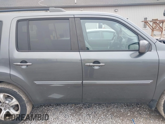 2012 Honda Pilot EX with VIN 5FNYF4H43CB050221, listed as a IAAI auction lot 41961752 with 217,064 mi miles. Bid and sale history available at carsss.com. Image 14.