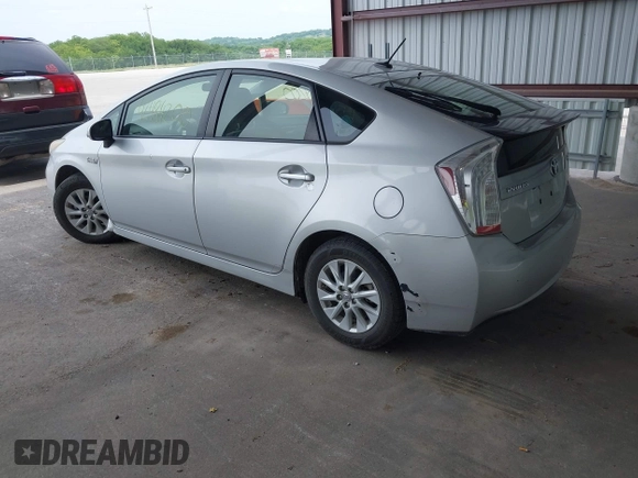 2013 Toyota Prius with VIN JTDKN3DP8D3043430, listed as a IAAI auction lot 42484200 with 247,835 mi miles and . Bid and sale history available at DreamBid. Image 3.