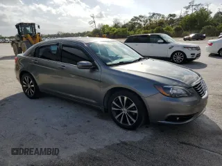 2013 Chrysler 200 Touring with VIN 1C3CCBBGXDN729159, listed as a Copart auction lot 47550215 with 67,748 mi miles and Salvage Title. Bid and sale history available at carsss.com. Image 4.