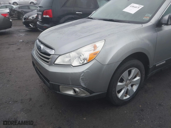 2011 Subaru Outback 2.5i Prem AWP with VIN 4S4BRBCC9B3338350, listed as a IAAI auction lot 41864875 with 115,993 mi miles. Bid and sale history available at carsss.com. Image 6.