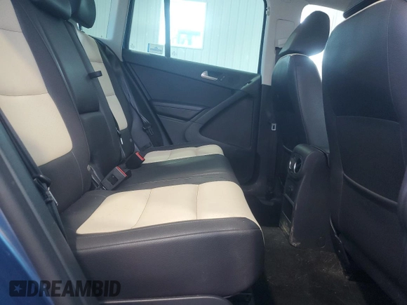 2017 Volkswagen Tiguan Wolfsburg Edition with VIN WVGSV7AX8HK014738, listed as a Copart auction lot 62255775 with 123,768 mi miles and Salvage title. Bid and sale history available at DreamBid. Image 11.
