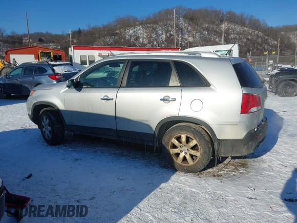 2013 Kia Sorento LX with VIN 5XYKTDA20DG385289, listed as a IAAI auction lot 41370458 with 107,216 mi miles and . Bid and sale history available at DreamBid. Image 14.