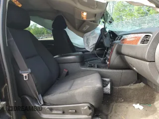 2011 Chevrolet Suburban LS with VIN 1GNWKLEG2BR389659, listed as a Copart auction lot 54923925 with 151,879 mi miles and Salvage title. Bid and sale history available at DreamBid. Image 7.
