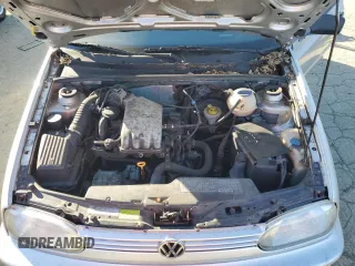 1998 Volkswagen Golf z VIN 3VWFA81H8WM251233, wystawiony jako Copart lot #42441795 z przebiegiem 122 969 mil mil oraz Czysty tytuł • Clean title. Historia ofert i sprzedaży dostępna na DreamBid. Obrazek 11.