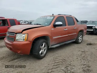2007 Chevrolet Avalanche 1LT z VIN 3GNEC12057G301960, wystawiony jako Copart lot #45185065 z przebiegiem 275 668 mil mil oraz Szkoda całkowita • Salvage title. Historia ofert i sprzedaży dostępna na DreamBid. Obrazek 1.