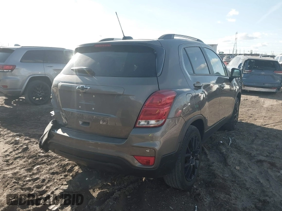 2022 Chevrolet Trax LT with VIN KL7CJPSM2NB530904, listed as a IAAI auction lot 41450539 with 41,280 mi miles. Bid and sale history available at carsss.com. Image 4.