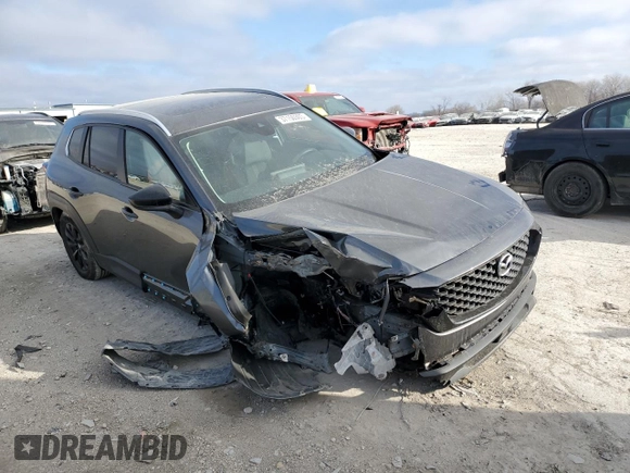 2023 Mazda CX-50 S Preferred Plus z VIN 7MMVABCM1PN108900, wystawiony jako Copart lot #37150303 z przebiegiem Nie podano mil oraz . Historia ofert i sprzedaży dostępna na DreamBid. Obrazek 4.
