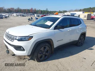 2022 Jeep Compass Latitude Lux с VIN 3C4NJDFB6NT130538, выставлен на аукционе IAAI как лот 40986974 с пробегом 36 237 миль миль и . История ставок и продаж доступна на DreamBid. Изображение 2.