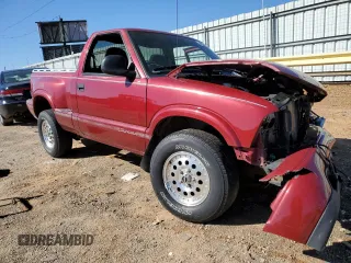 1998 GMC Sonoma with VIN 1GTDT14X1W8504265, listed as a Copart auction lot 48937435 with 155,313 mi miles and Salvage Title. Bid and sale history available at carsss.com. Image 4.