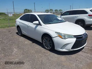 2015 Toyota Camry XLE with VIN 4T1BF1FK2FU895574, listed as a IAAI auction lot 41993588 with 107,377 mi miles. Bid and sale history available at carsss.com. Image 1.