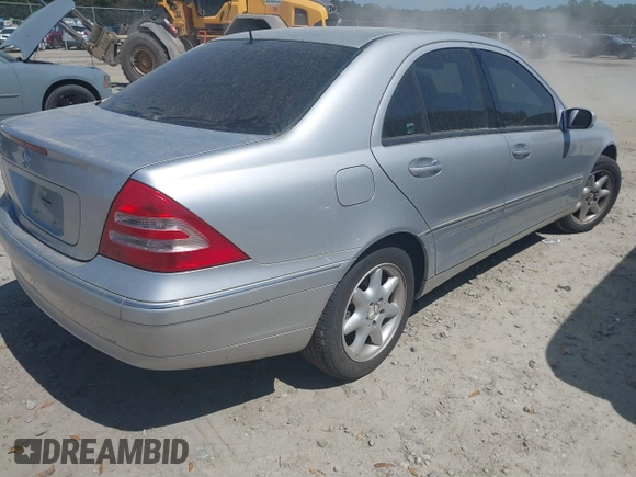2003 Mercedes-Benz C 240 с VIN WDBRF61J93F318392, выставлен на аукционе IAAI как лот 41886149 с пробегом Не указан миль и . История ставок и продаж доступна на DreamBid. Изображение 4.