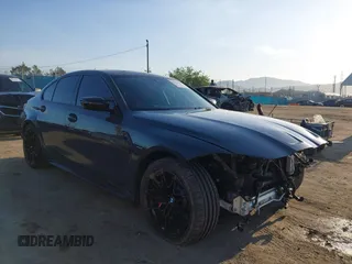 2025 BMW M3 Competition xDrive z VIN WBS33HJ04SFU25148, wystawiony jako IAAI lot #41942920 z przebiegiem 1 166 mil mil oraz . Historia ofert i sprzedaży dostępna na DreamBid. Obrazek 1.