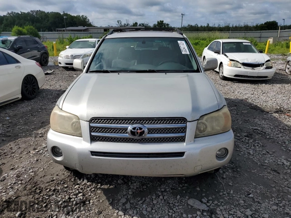 2006 Toyota Highlander z VIN JTEDW21A060013936, wystawiony jako Copart lot #60547105 z przebiegiem 234 848 mil mil oraz Czysty tytuł • Clean title. Historia ofert i sprzedaży dostępna na DreamBid. Obrazek 5.