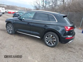 2023 Audi Q5 S line Premium with VIN WA1GAAFY5P2137099, listed as a IAAI auction lot 41731383 with 17,140 mi miles. Bid and sale history available at carsss.com. Image 3.