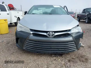 2017 Toyota Camry XLE with VIN 4T1BF1FK7HU806505, listed as a IAAI auction lot 41102232 with 283,498 mi miles. Bid and sale history available at carsss.com. Image 11.