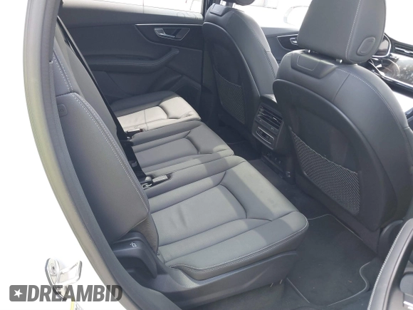 2025 Audi Q7 Premium Plus with VIN WA1LVBF70SD014968, listed as a IAAI auction lot 41787534 with 7,568 mi miles and . Bid and sale history available at DreamBid. Image 8.