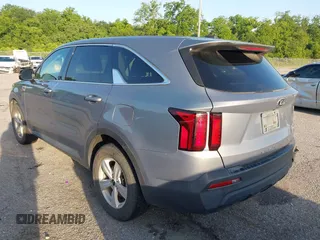 2021 Kia Sorento LX with VIN 5XYRG4LC3MG032683, listed as a IAAI auction lot 42233724 with 110,566 mi miles and . Bid and sale history available at DreamBid. Image 3.