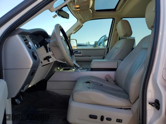 2011 Ford Expedition Limited with VIN 1FMJU1K55BEF26004, listed as a Copart auction lot 87233844 with 136,992 mi miles and Clean Title. Bid and sale history available at carsss.com. Image 7.