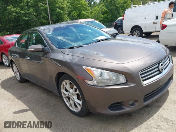 2013 Nissan Maxima S z VIN 1N4AA5AP3DC809223, wystawiony jako IAAI lot #42329297 z przebiegiem 141 008 mil mil oraz . Historia ofert i sprzedaży dostępna na DreamBid. Obrazek 1.