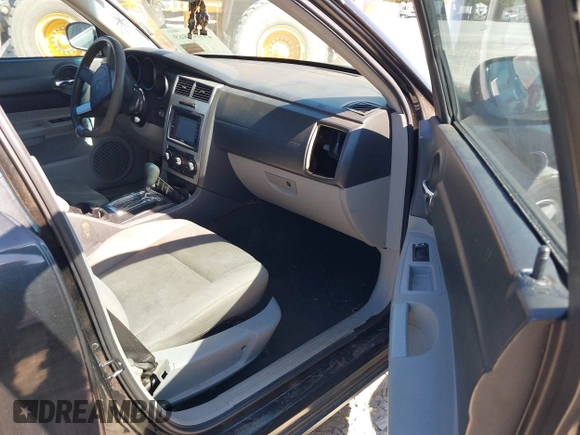 2007 Dodge Charger with VIN 2B3KA43R97H843225, listed as a IAAI auction lot 41098869 with 150,424 mi miles and . Bid and sale history available at DreamBid. Image 5.