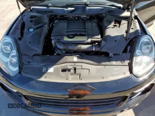 2016 Porsche Cayenne with VIN WP1AA2A27GLA08827, listed as a Copart auction lot 53991935 with 131,091 mi miles and Clean Title. Bid and sale history available at carsss.com. Image 12.