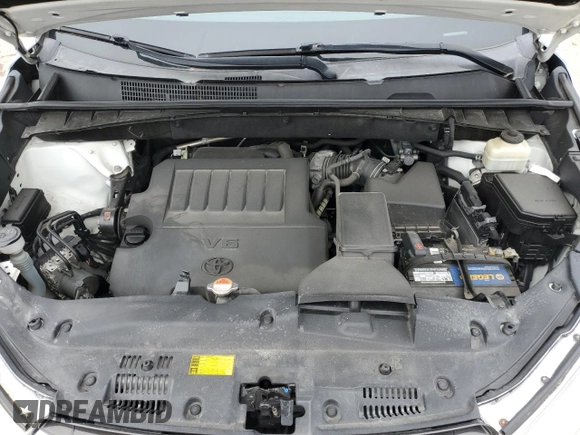 2016 Toyota Highlander LE z VIN 5TDBKRFH1GS277655, wystawiony jako Copart lot #51135055 z przebiegiem 147 261 mil mil oraz Nie do naprawy • Non repairable. Historia ofert i sprzedaży dostępna na DreamBid. Obrazek 12.