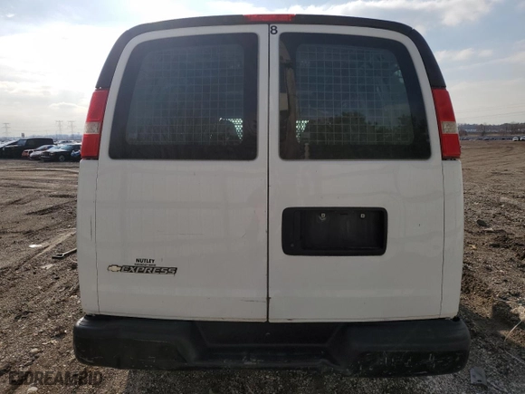 2009 Chevrolet Express Cargo Van with VIN 1GCFG15XX91104178, listed as a Copart auction lot 46849435 with 158,759 mi miles and Clean Title. Bid and sale history available at carsss.com. Image 6.