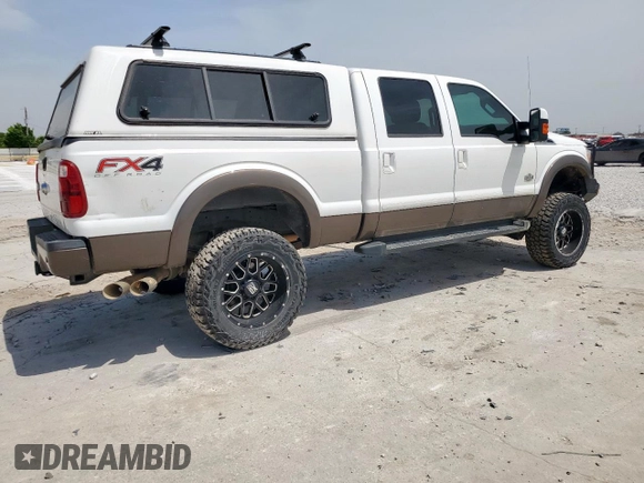 2015 Ford F-250 Lariat z VIN 1FT7W2BT5FED51952, wystawiony jako Copart lot #57121025 z przebiegiem 174 811 mil mil oraz Szkoda całkowita • Salvage title. Historia ofert i sprzedaży dostępna na DreamBid. Obrazek 3.