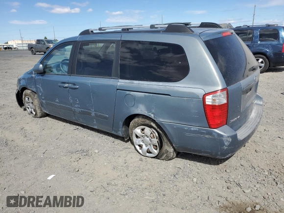2007 Kia Sedona LX with VIN KNDMB233776175608, listed as a Copart auction lot 69321964 with 198,560 mi miles and Salvage Title. Bid and sale history available at carsss.com. Image 2.