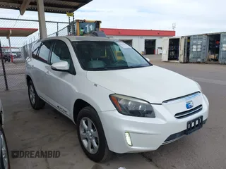 2014 Toyota RAV4 with VIN 2T3YL4DV4EW003090, listed as a IAAI auction lot 41741155 with 37,327 mi miles and . Bid and sale history available at carsss.com. Image 1.