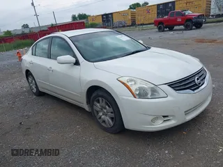 2010 Nissan Altima S z VIN 1N4AL2AP5AN502662, wystawiony jako IAAI lot #42260735 z przebiegiem Nie podano mil oraz . Historia ofert i sprzedaży dostępna na DreamBid. Obrazek 1.