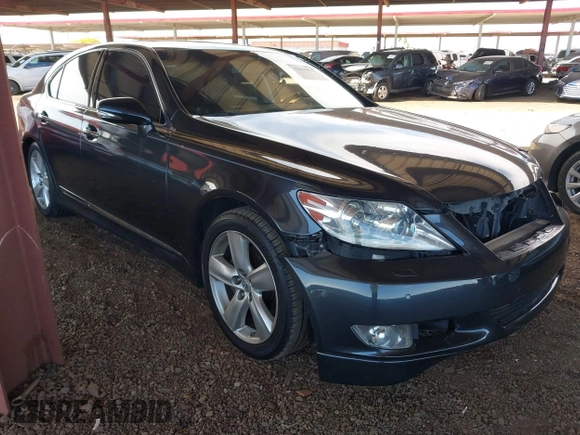 2011 Lexus LS 460 z VIN JTHBL5EF0B5108018, wystawiony jako IAAI lot #42066810 z przebiegiem 139 768 mil mil oraz . Historia ofert i sprzedaży dostępna na DreamBid. Obrazek 1.