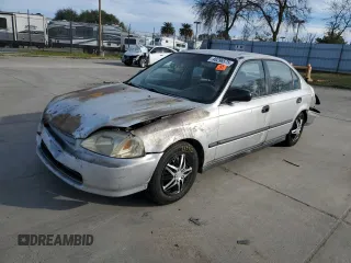 1998 Honda Civic LX with VIN 2HGEJ6674WH500842, listed as a Copart auction lot 46296575 with 261,576 mi miles and Salvage Title. Bid and sale history available at carsss.com. Image 1.
