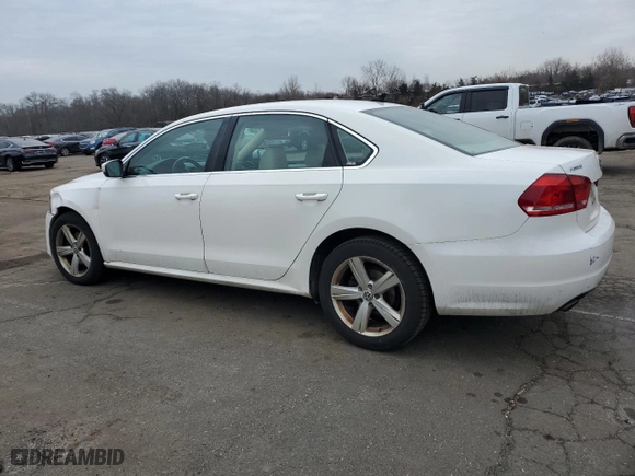 2013 Volkswagen Passat SE with VIN 1VWBP7A31DC049828, listed as a Copart auction lot 47687045 with 246,404 mi miles and Salvage Title. Bid and sale history available at carsss.com. Image 2.