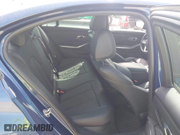 2022 BMW 3 Series 330i с VIN 3MW5R1J06N8C32399, выставлен на аукционе IAAI как лот 41788730 с пробегом 53 691 миль миль и . История ставок и продаж доступна на DreamBid. Изображение 8.