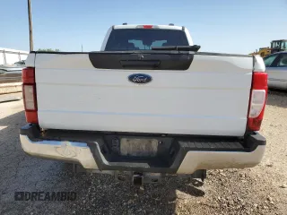 2021 Ford F-250 XL z VIN 1FT7W2BT8MEE18914, wystawiony jako Copart lot #54020325 z przebiegiem 151 014 mil mil oraz Czysty tytuł • Clean title. Historia ofert i sprzedaży dostępna na DreamBid. Obrazek 6.