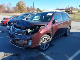 2014 Kia Sorento SX with VIN 5XYKWDA78EG538618, listed as a IAAI auction lot 40943738 with 162,208 mi miles and . Bid and sale history available at DreamBid. Image 2.