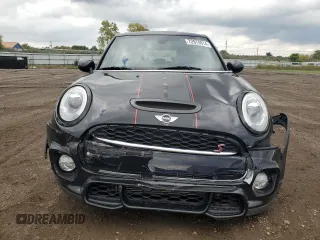 2018 MINI Hardtop 4 Door Cooper S z VIN WMWXU3C53J2F51167, wystawiony jako Copart lot #72978814 z przebiegiem 66 503 mil mil oraz Szkoda całkowita • Salvage title. Historia ofert i sprzedaży dostępna na DreamBid. Obrazek 5.